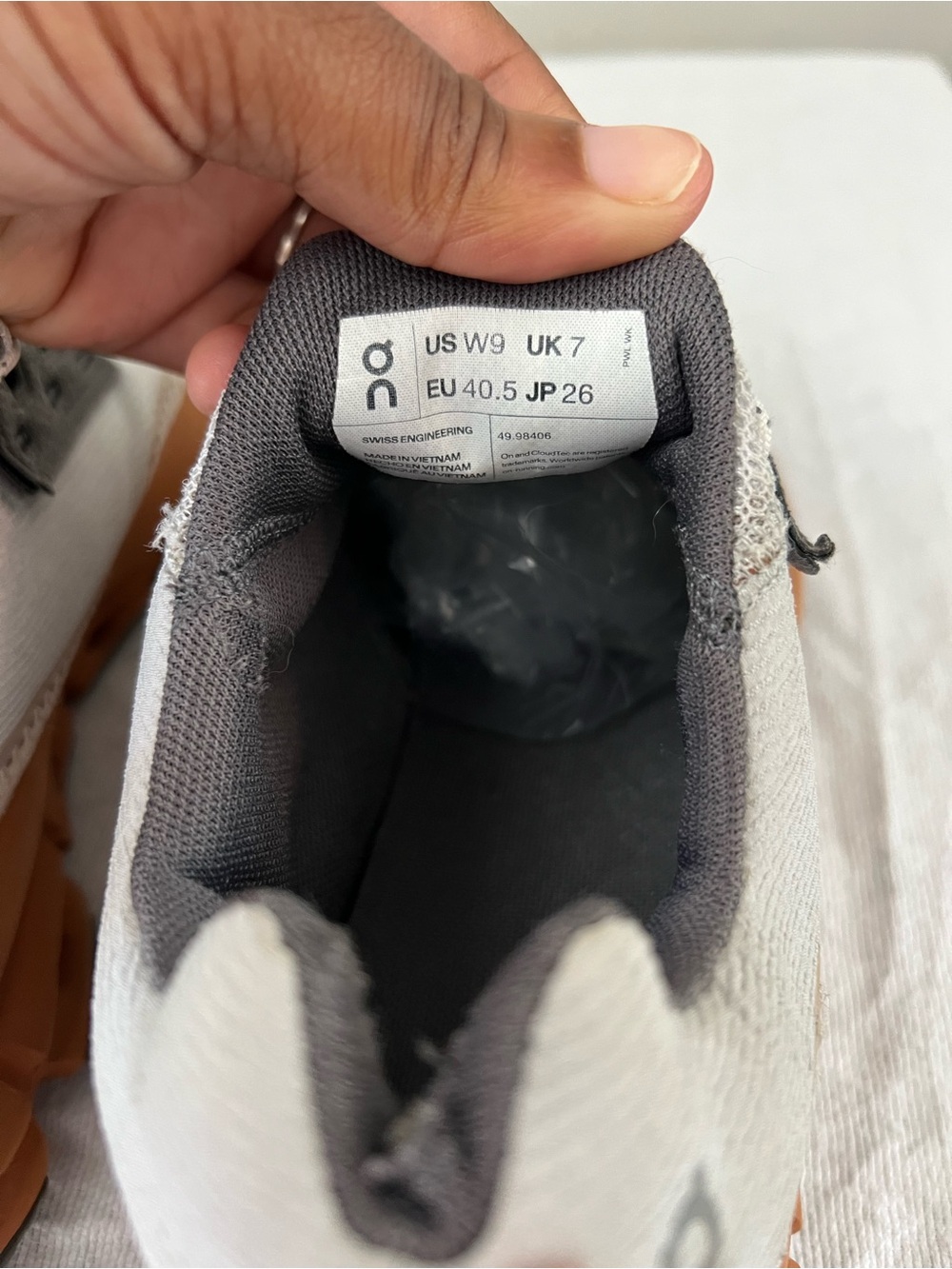 On Running Cloudaway Glacier Pecan Women’s Size 9 Sneakers - Picture 5 of 7